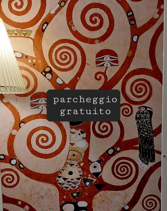 La Piccola Oasi Con Parcheggio Apartment Florence Exterior photo