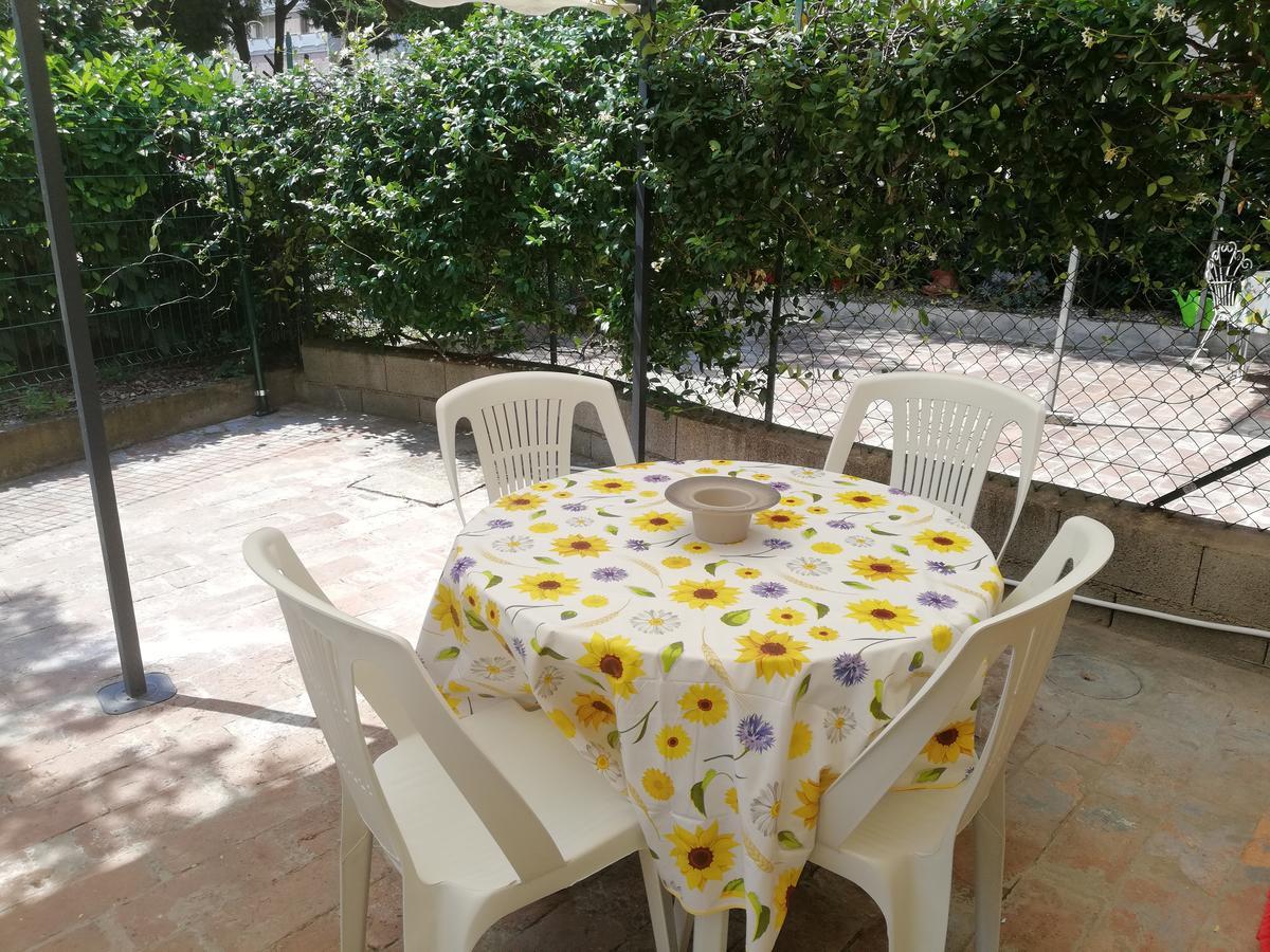 La Piccola Oasi Con Parcheggio Apartment Florence Exterior photo